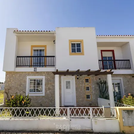 ヴィラ Serene Villa - Perfect Family Retreat Near Nazare *