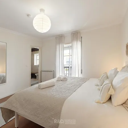 Serene Villa - Perfect Family Retreat Near Nazare ヴィラ Famalicão