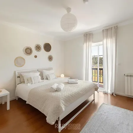 Villa Serene - Perfect Family Retreat Near Nazare Famalicão