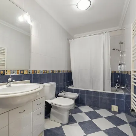 Serene - Perfect Family Retreat Near Nazare Villa *