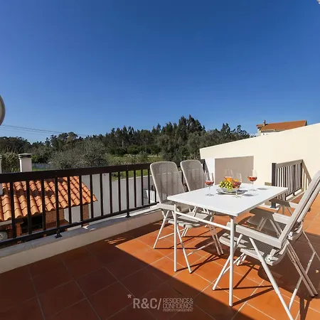 Villa Serene - Perfect Family Retreat Near Nazare Famalicão