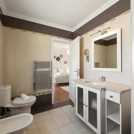 ヴィラ Serene Villa - Perfect Family Retreat Near Nazare *