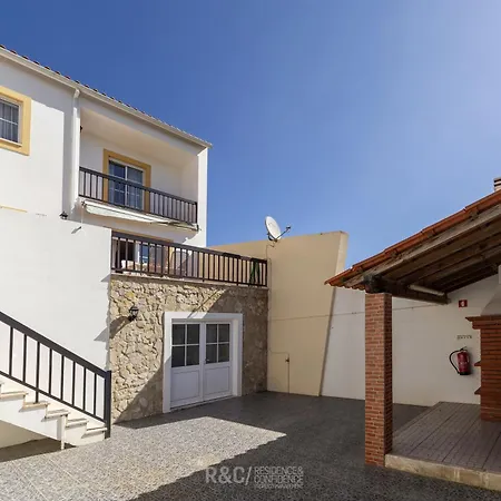 Serene Villa - Perfect Family Retreat Near Nazare ヴィラ