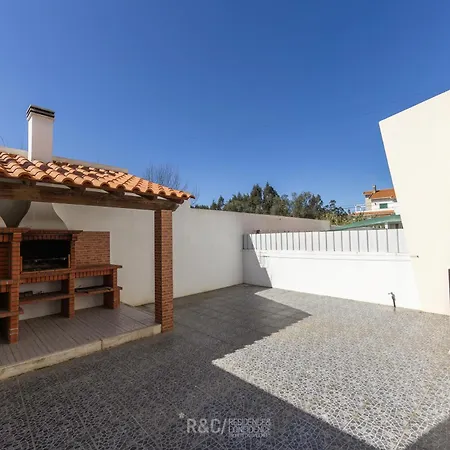 Serene - Perfect Family Retreat Near Nazare Villa
