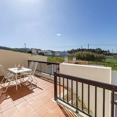 Serene - Perfect Family Retreat Near Nazare Famalicão