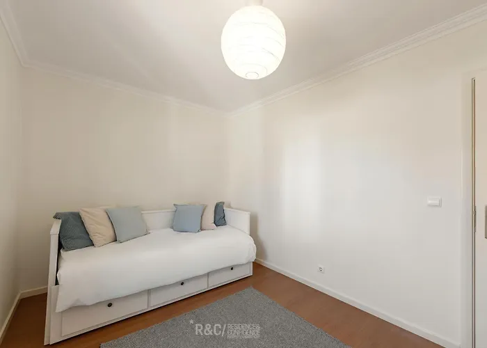 Serene - Perfect Family Retreat Near Nazaré