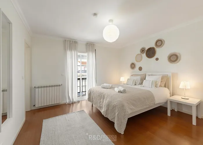 Villa Serene - Perfect Family Retreat Near Nazaré